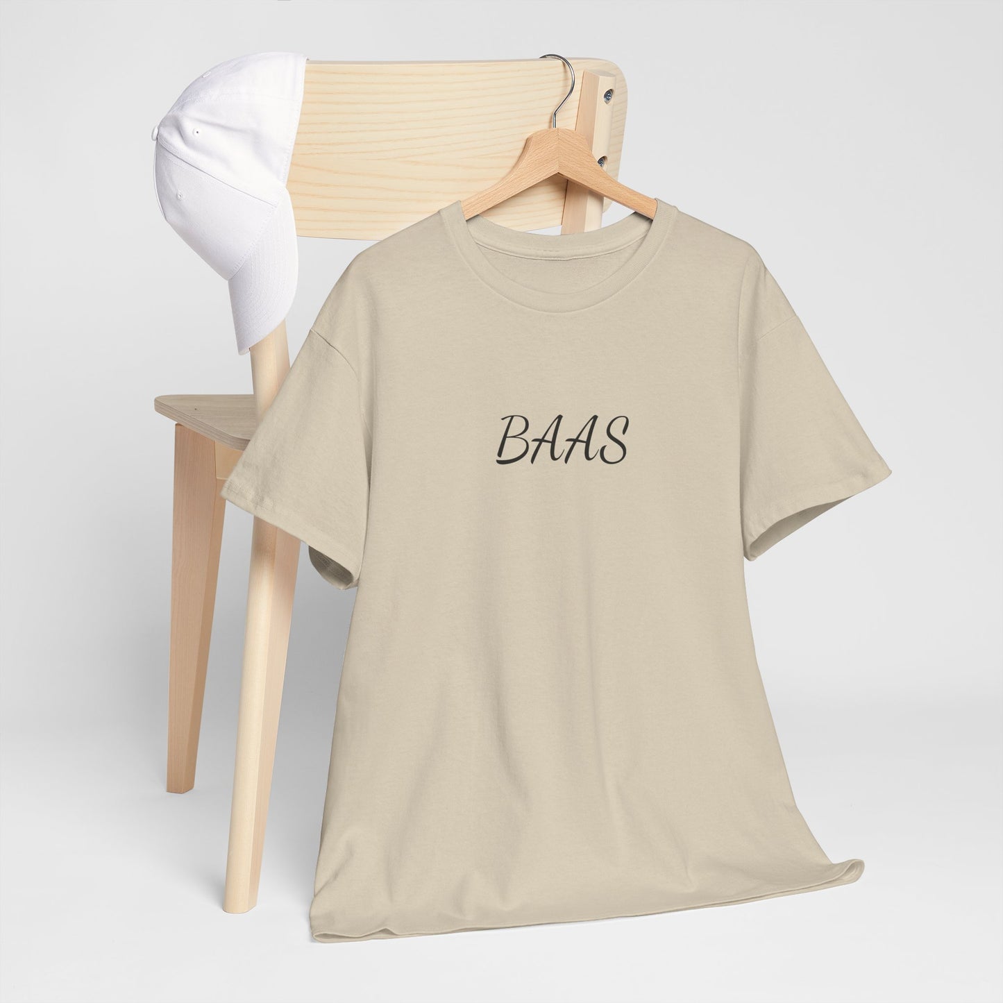 BAAS t-shirt — Minimalistisch shirt met tiener uitspraak